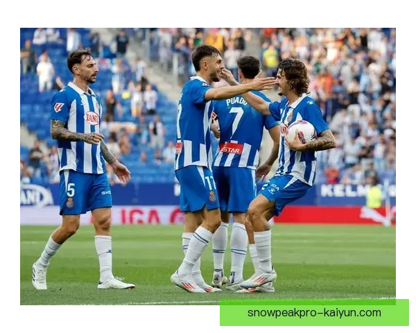 卡马文加展现惊人中场覆盖范围，助力球队防守反击战术稳步提升